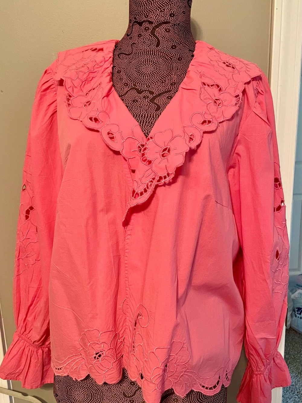 Free People Maisie Boho Pink Cotton Eyelet floral Embroidered Blouse Size M - Picture 9 of 12